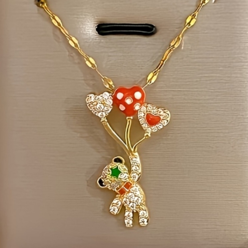 Heart teddy bear necklace